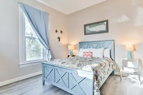 $399,000 | 2424 38th Street, Galveston, TX 77550