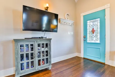 $399,000 | 2424 38th Street, Galveston, TX 77550