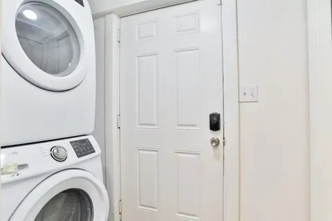 $399,000 | 2424 38th Street, Galveston, TX 77550