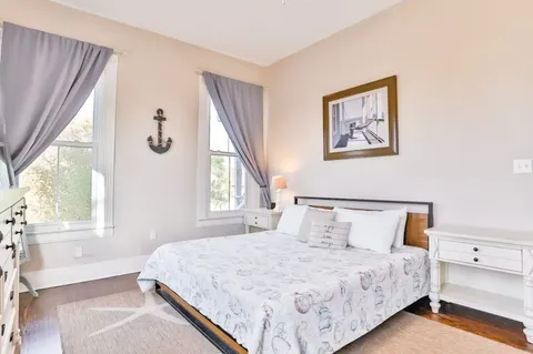 $399,000 | 2424 38th Street, Galveston, TX 77550