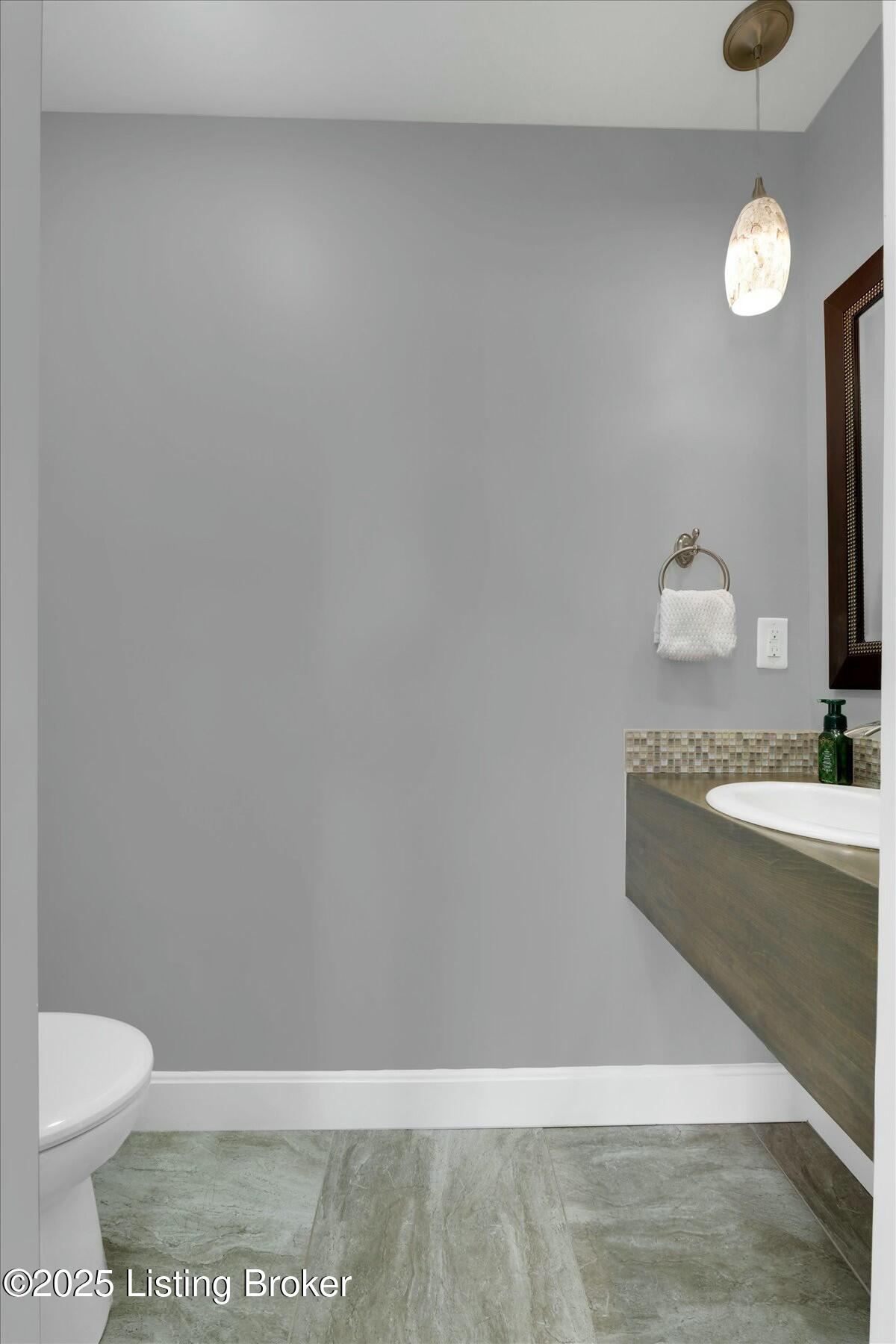 4213 Winchester Road Louisville, KY 40207 - Photo 22 of 52 First Floor Guest Bathroom
