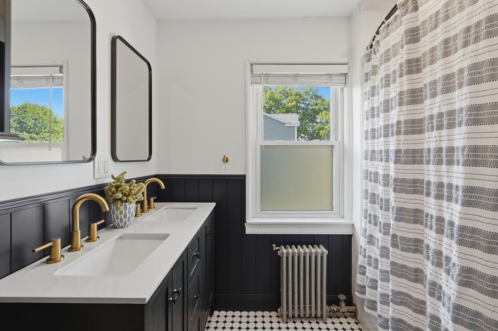 22 Merrill Road Worcester, MA 01606 - Photo 27 of 40