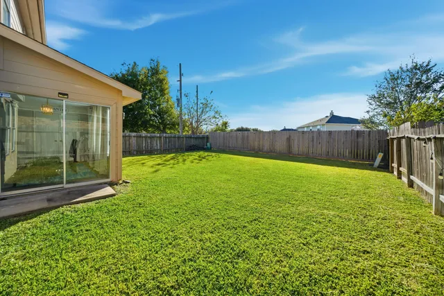 $325,000 | 16238 Soaring Eagle Drive, Houston, TX 77083