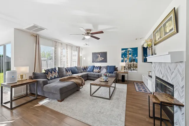 $325,000 | 16238 Soaring Eagle Drive, Houston, TX 77083