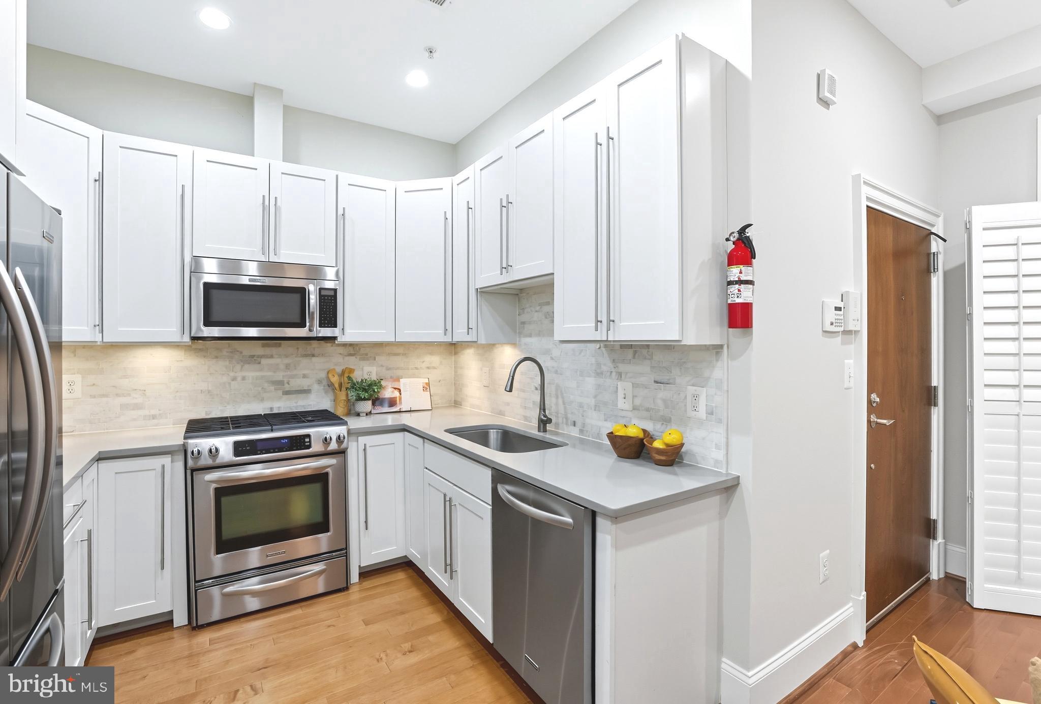 1448 Harvard Street Northwest, Unit 3 Washington, DC 20009 - Photo 4 of 30