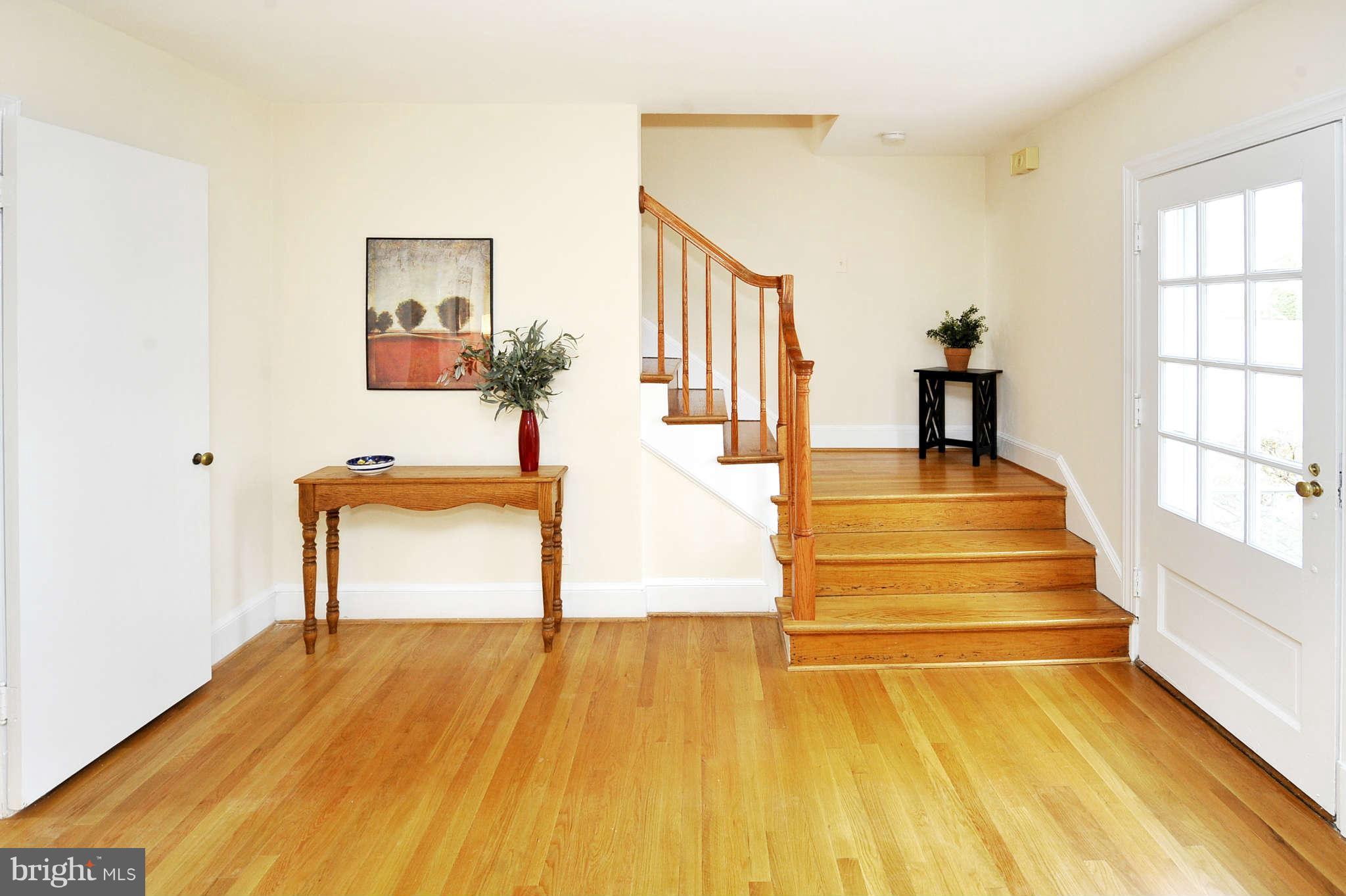 6 Franklin Avenue Silver Spring, MD 20901 - Photo 7 of 23 Interior (General)