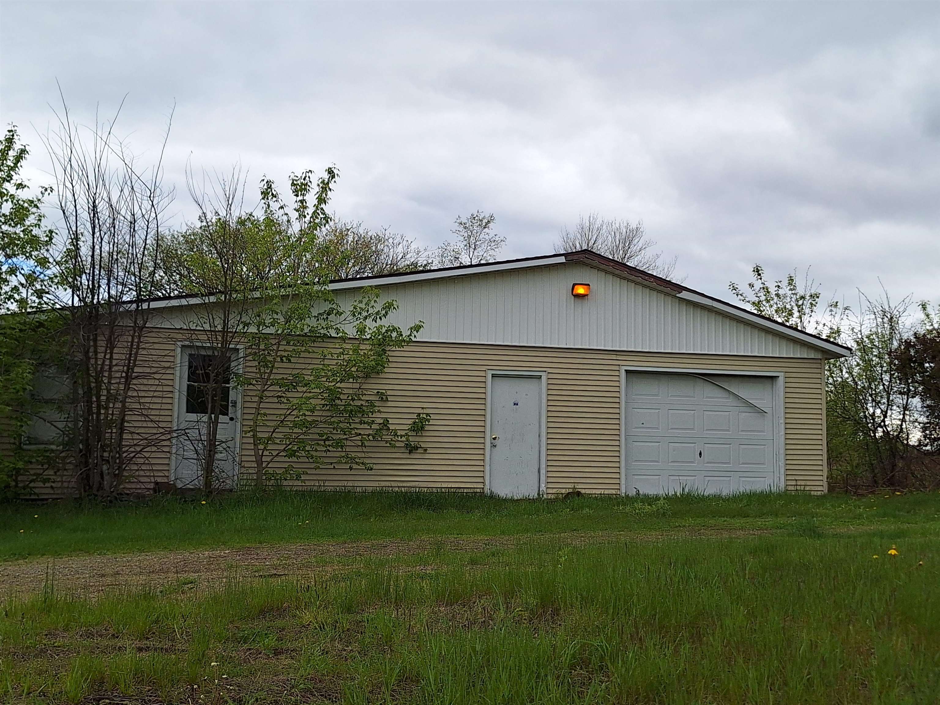 159 Highway 105 Sheldon, VT 05483 - Photo 3 of 30