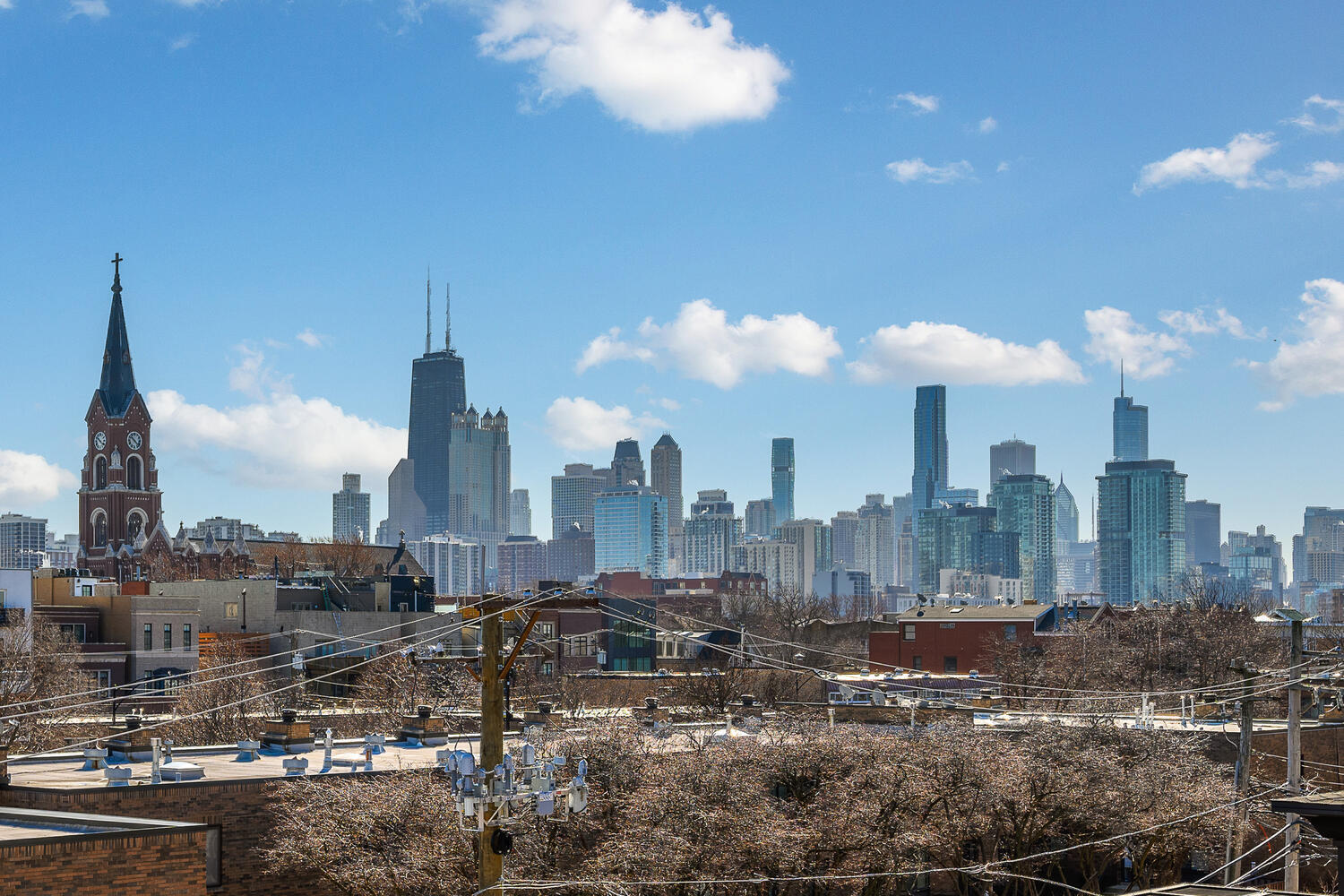 1833 North Howe Street Chicago, IL 60614 - Photo 31 of 41 a view of a city