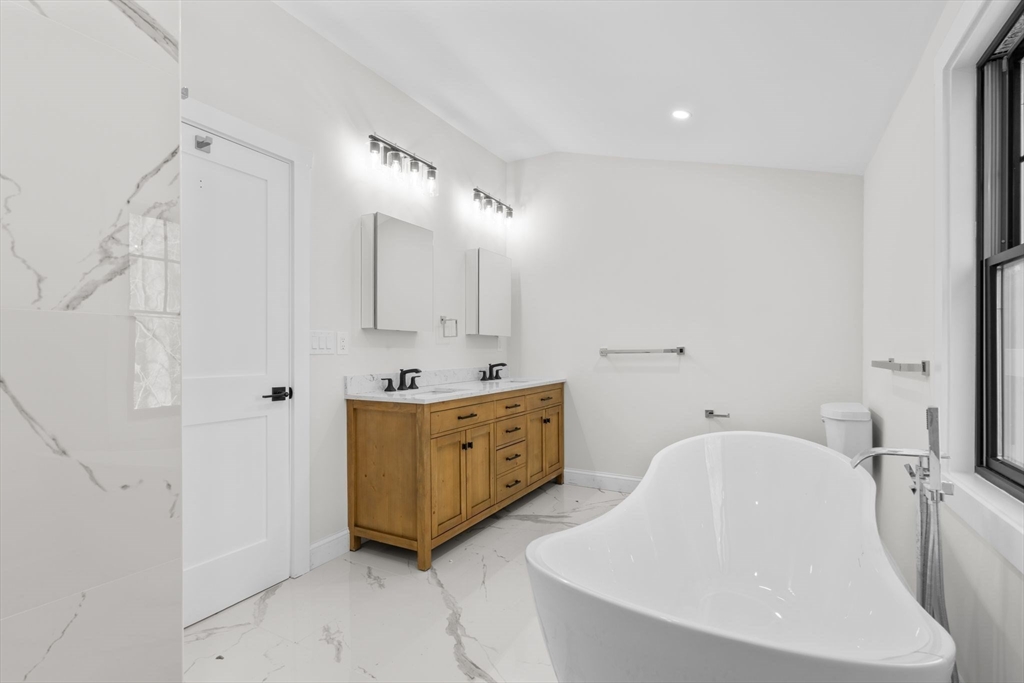 16 Davelin Road Wayland, MA 01778 - Photo 23 of 40 Gallery Image 23