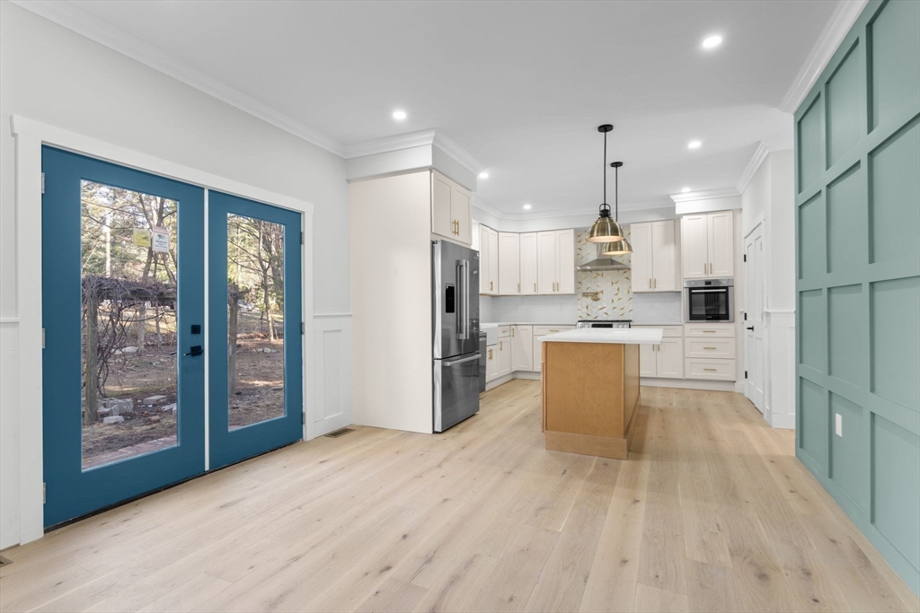 16 Davelin Road Wayland, MA 01778 - Photo 5 of 40 Gallery Image 5