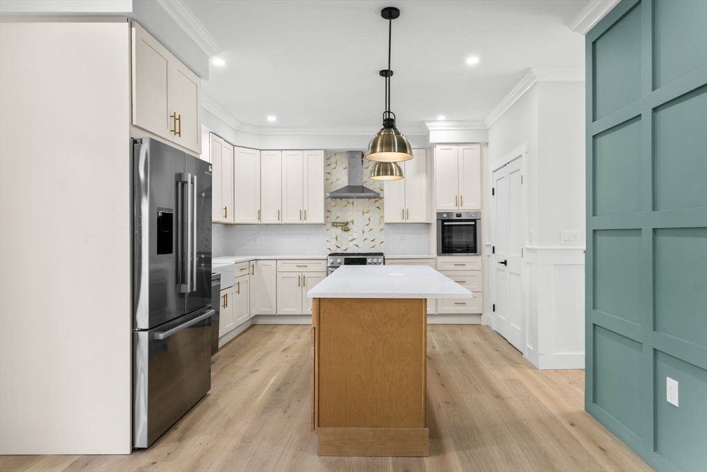 16 Davelin Road Wayland, MA 01778 - Photo 6 of 40 Gallery Image 6