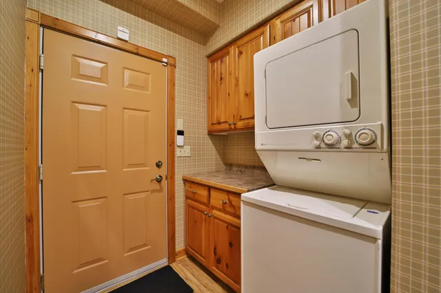 $197,600 | 36306 Pine Bay Circle, Unit 104, Crosslake, MN 56442