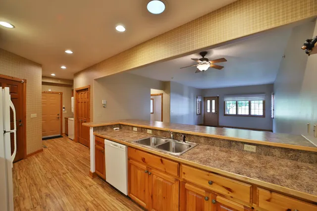 $197,600 | 36306 Pine Bay Circle, Unit 104, Crosslake, MN 56442