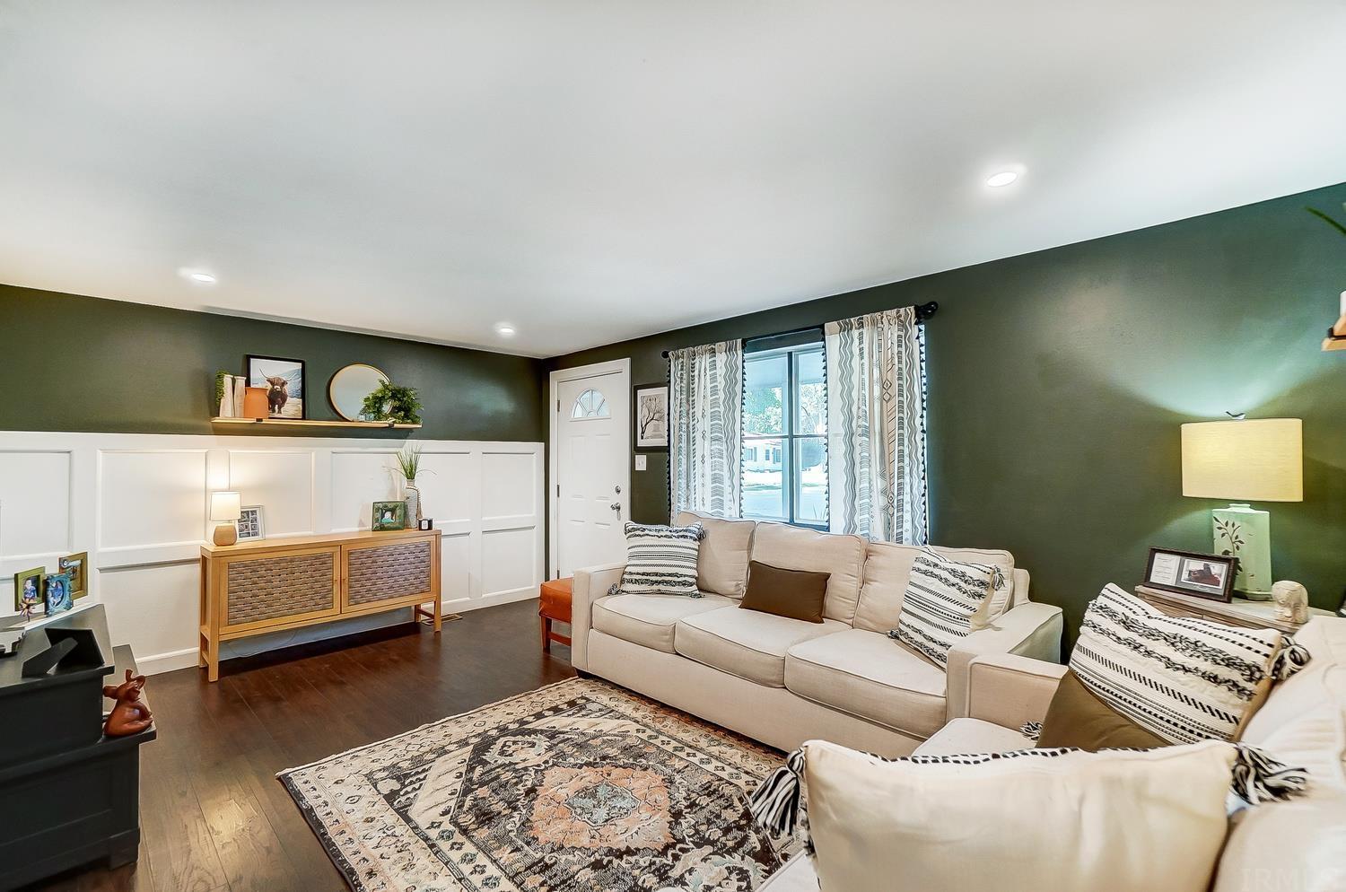 7006 Raintree Road Fort Wayne, IN 46825 - Photo 4 of 33 Gallery Image 4