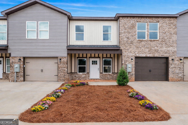 302 Beau Claire Circle Byron, GA 31008 - Photo 1 of 35