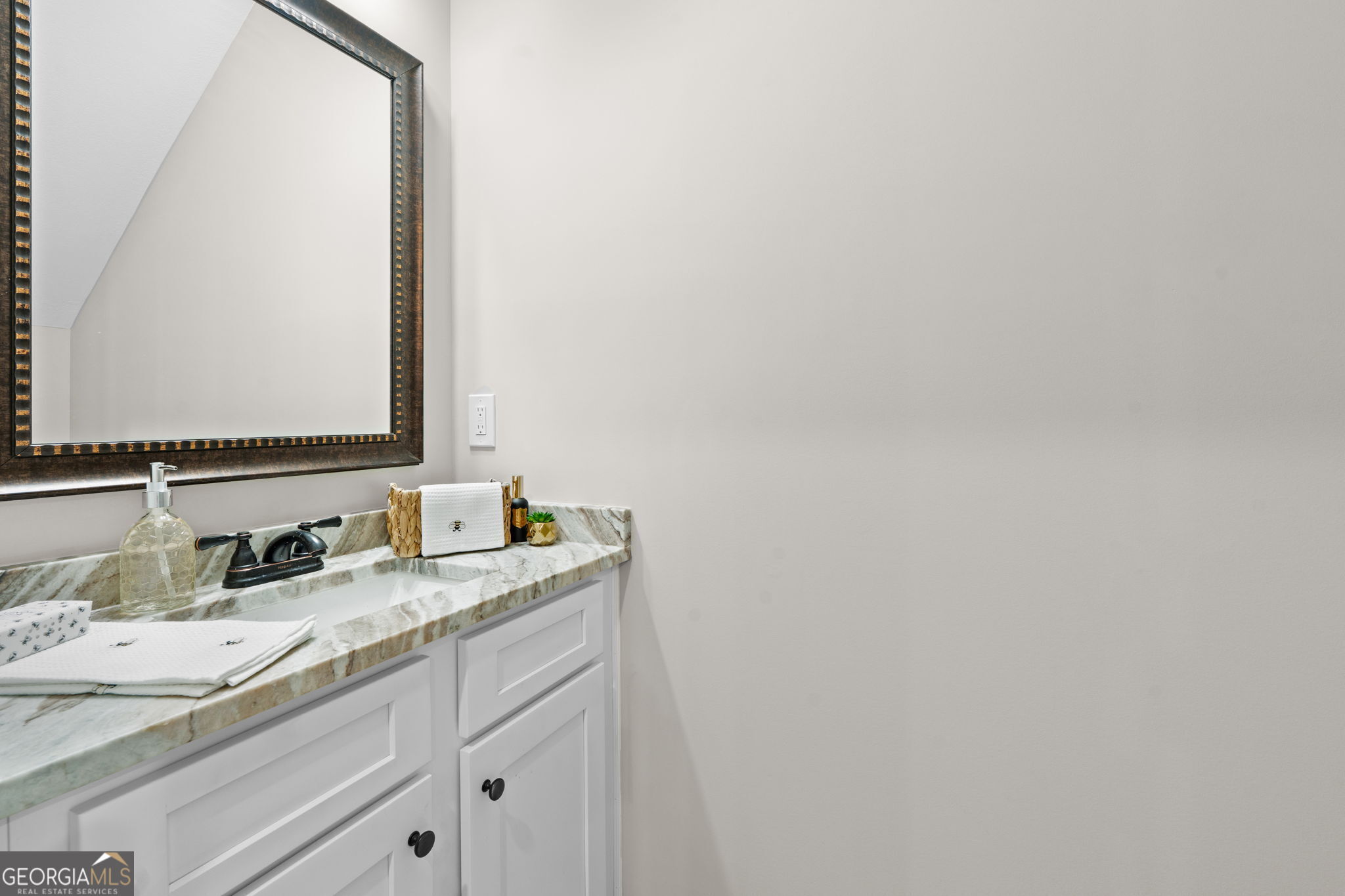 302 Beau Claire Circle Byron, GA 31008 - Photo 14 of 35