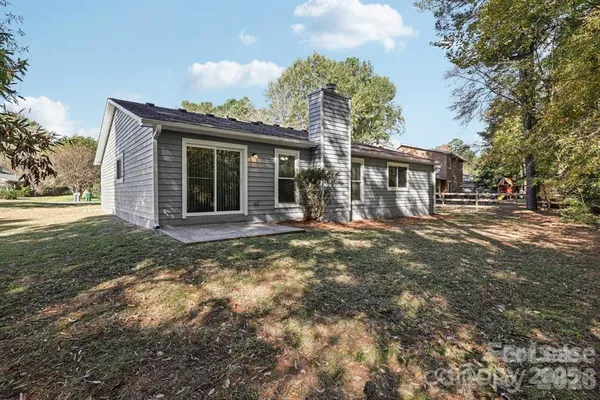 $2,500 | 7030 Huntsmaster Drive, Charlotte, NC 28277