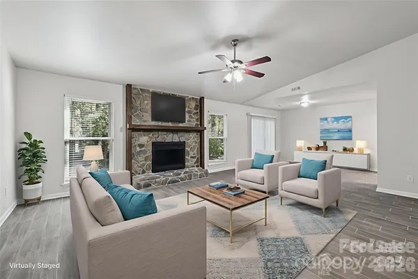 $2,500 | 7030 Huntsmaster Drive, Charlotte, NC 28277