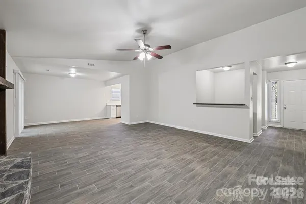 $2,500 | 7030 Huntsmaster Drive, Charlotte, NC 28277