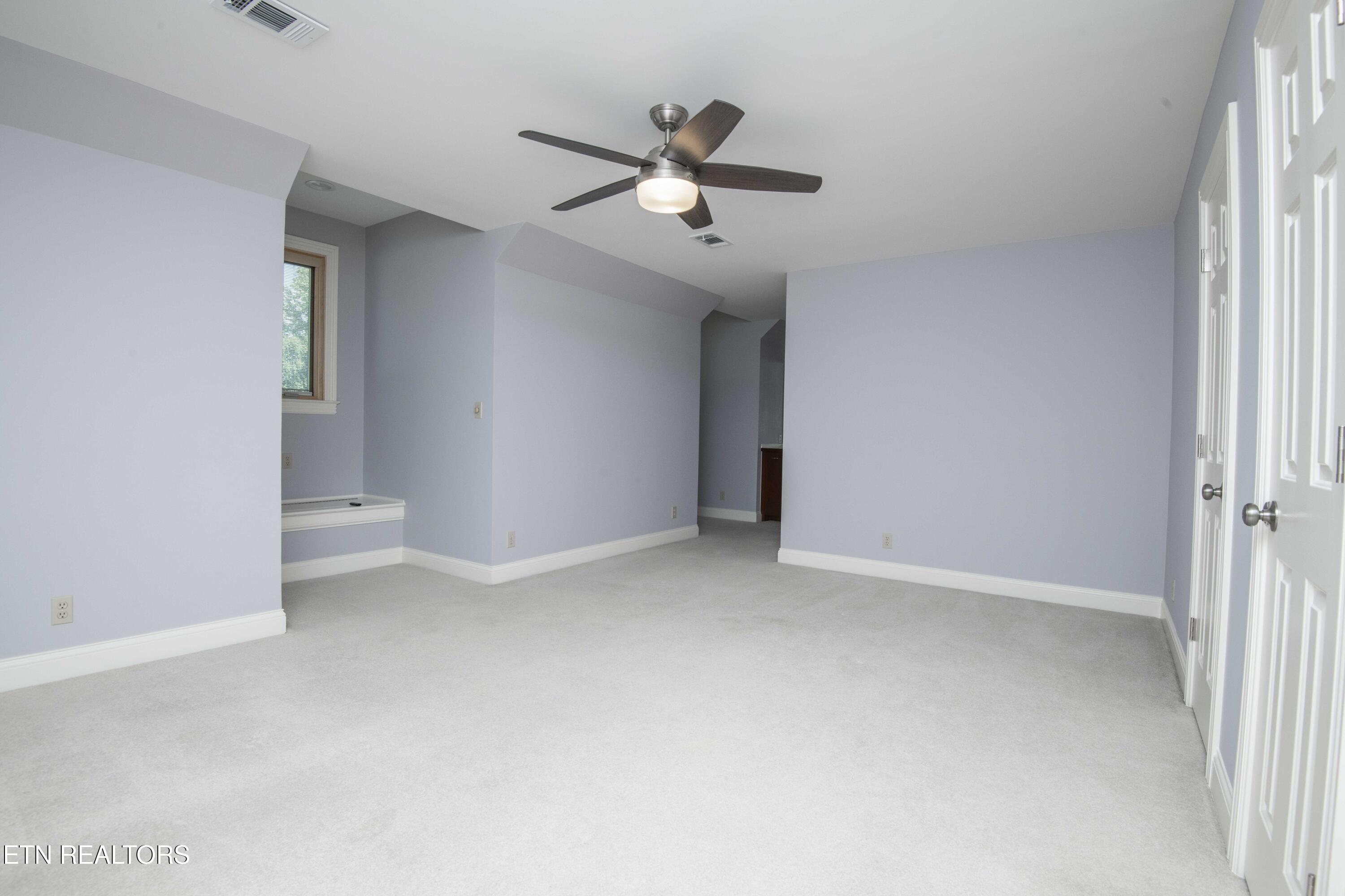 197 Whippoorwill Drive Oak Ridge, TN 37830 - Photo 31 of 40 BEDROOM 3