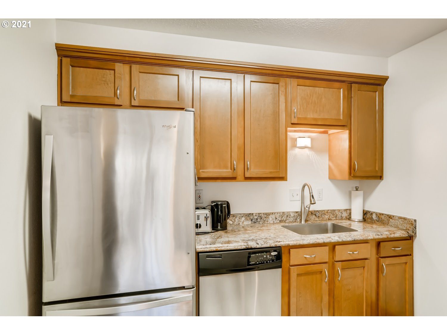 10640 Southwest Davies Road, Unit 21 Beaverton, OR 97008 - Photo 15 of 28 Gallery Image 15