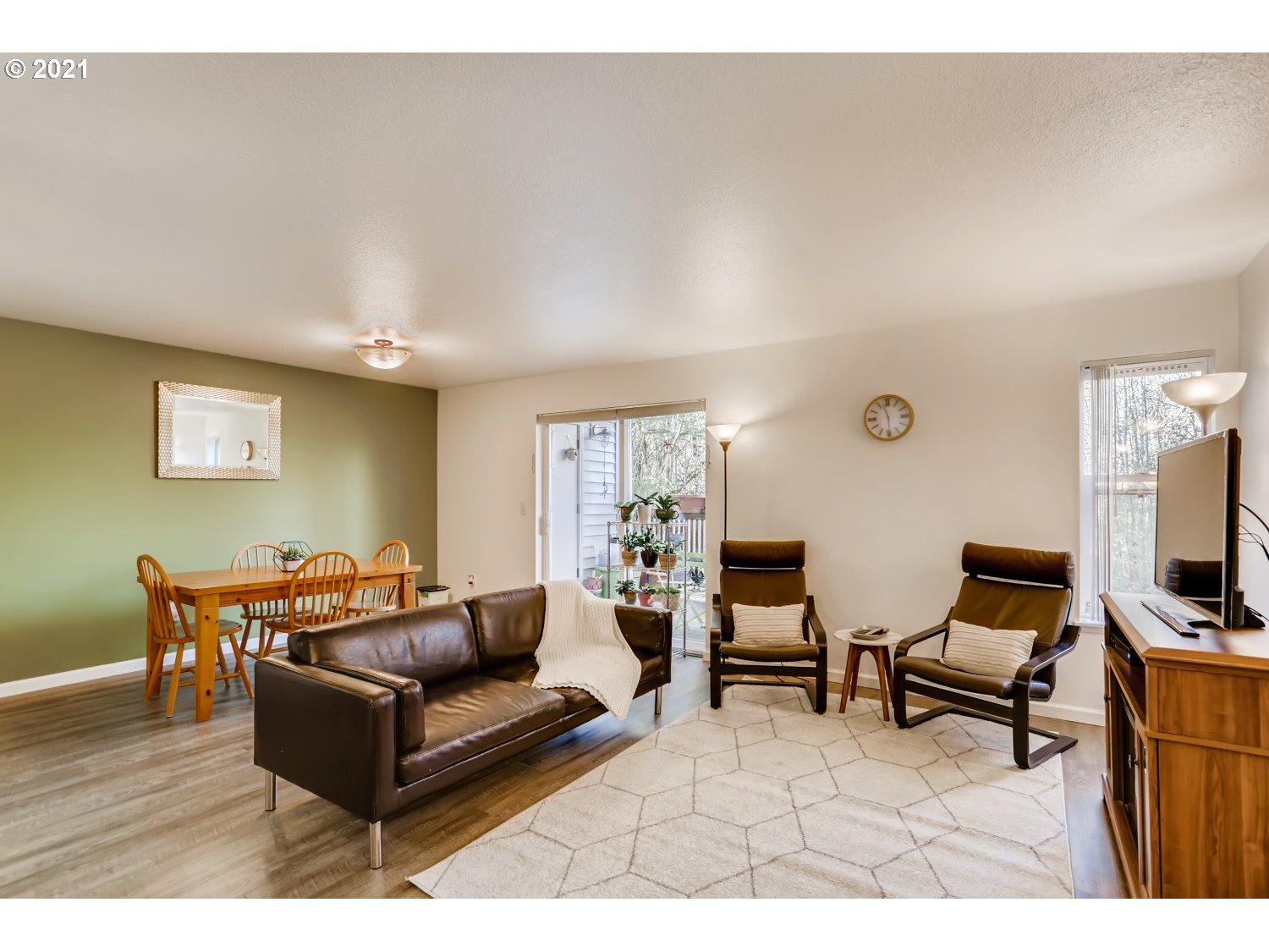 10640 Southwest Davies Road, Unit 21 Beaverton, OR 97008 - Photo 5 of 28 Gallery Image 5
