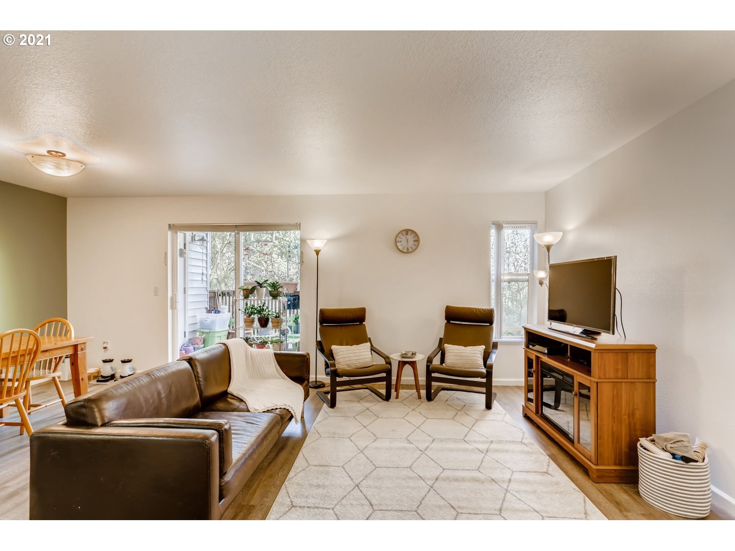 10640 Southwest Davies Road, Unit 21 Beaverton, OR 97008 - Photo 6 of 28 Gallery Image 6