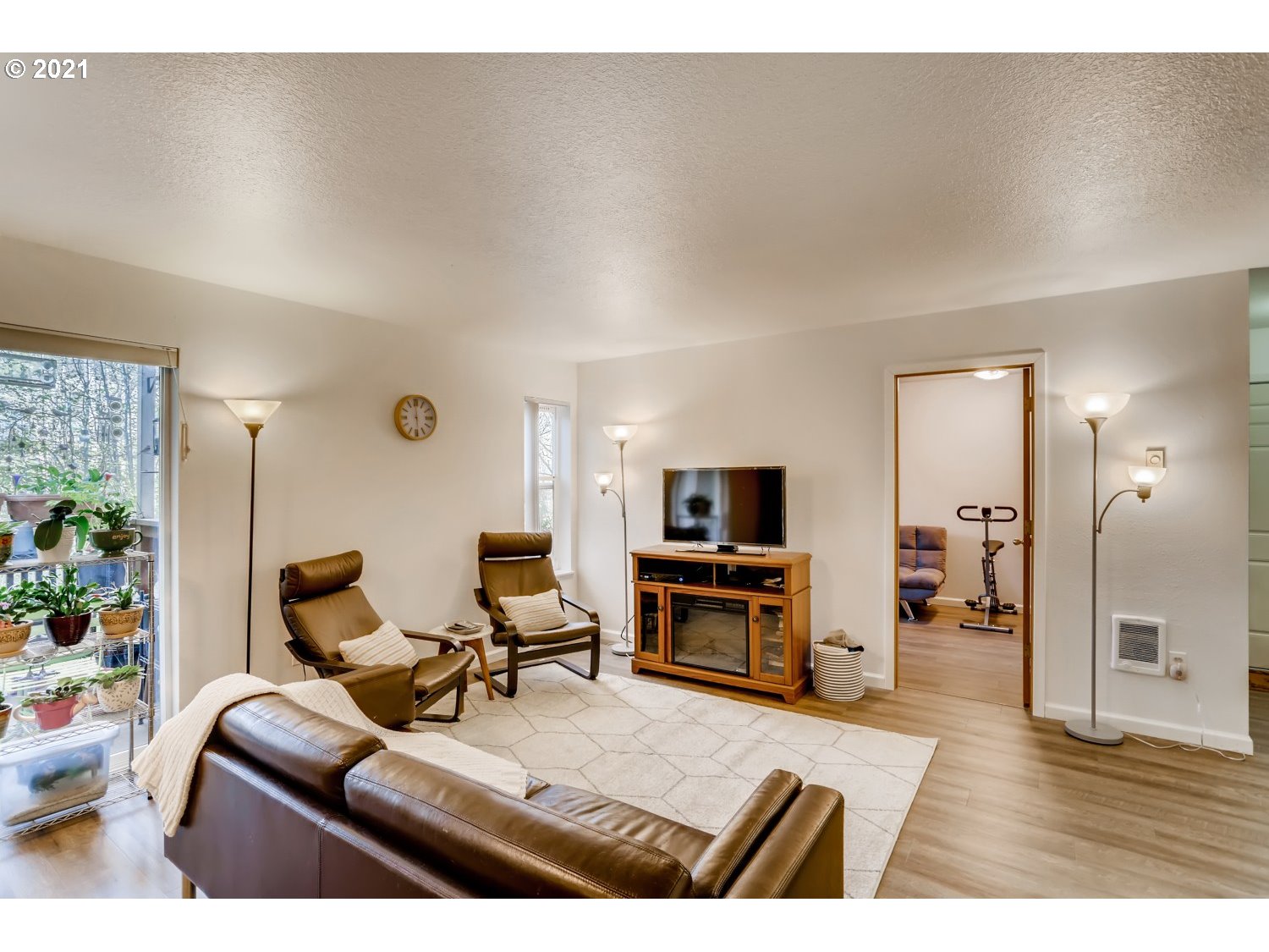 10640 Southwest Davies Road, Unit 21 Beaverton, OR 97008 - Photo 7 of 28 Gallery Image 7