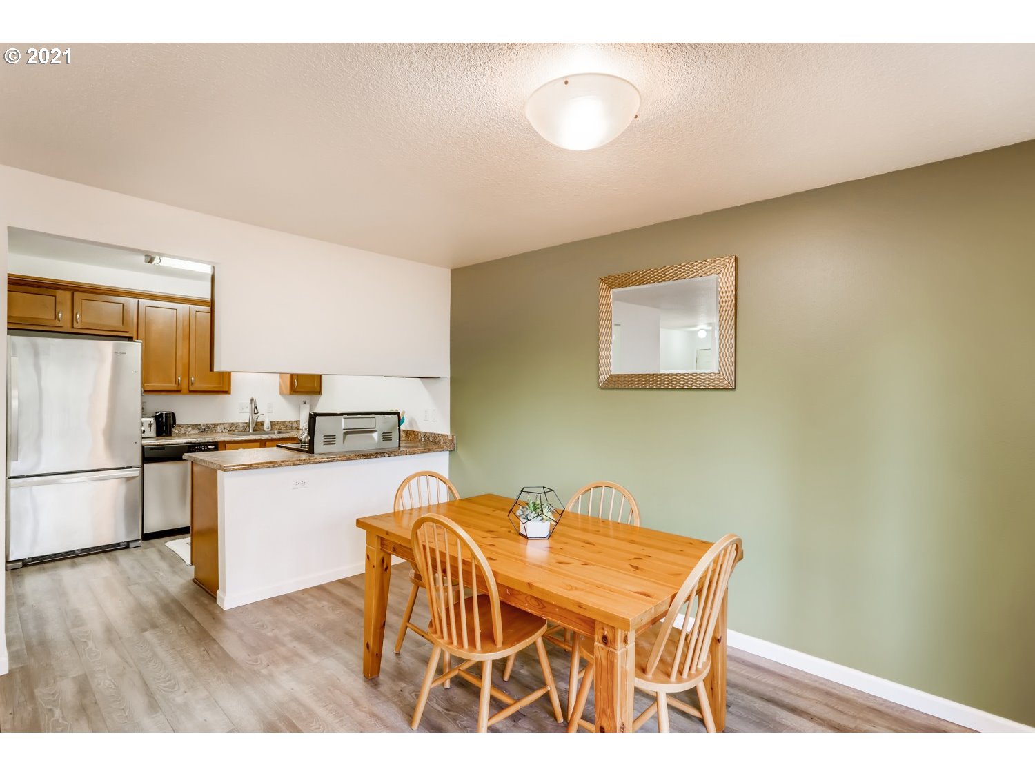 10640 Southwest Davies Road, Unit 21 Beaverton, OR 97008 - Photo 10 of 28 Gallery Image 10