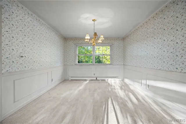 $185,000 | 7 Woodbrook Drive, Unit 3, East Aurora, NY 14052