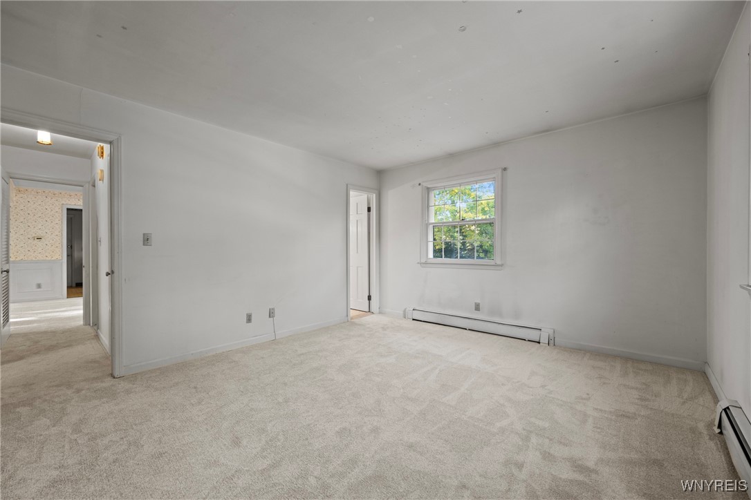 7 Woodbrook Drive, Unit 3 East Aurora, NY 14052 - Photo 17 of 27