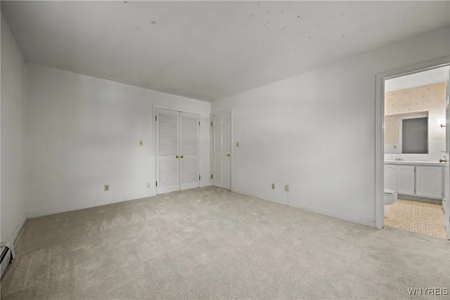 $185,000 | 7 Woodbrook Drive, Unit 3, East Aurora, NY 14052