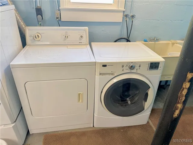 $185,000 | 7 Woodbrook Drive, Unit 3, East Aurora, NY 14052