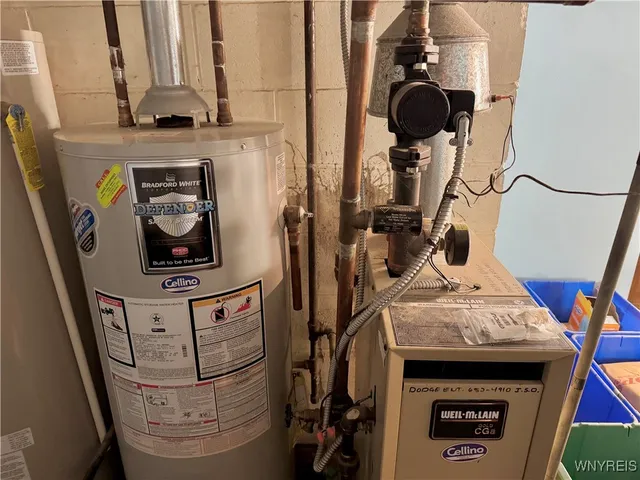 $185,000 | 7 Woodbrook Drive, Unit 3, East Aurora, NY 14052