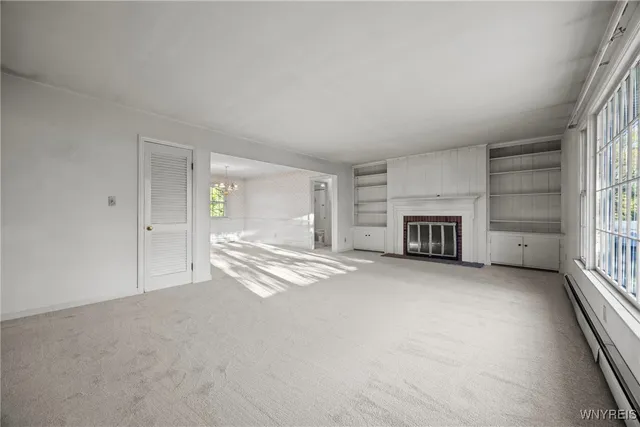 $185,000 | 7 Woodbrook Drive, Unit 3, East Aurora, NY 14052