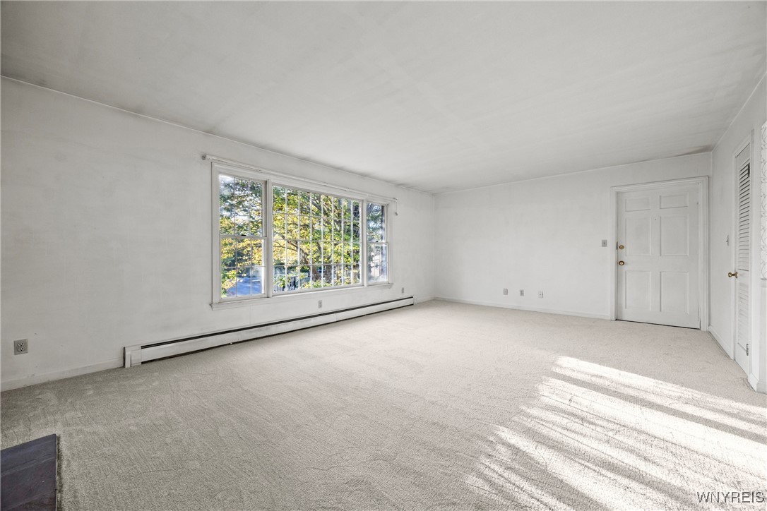 7 Woodbrook Drive, Unit 3 East Aurora, NY 14052 - Photo 10 of 27