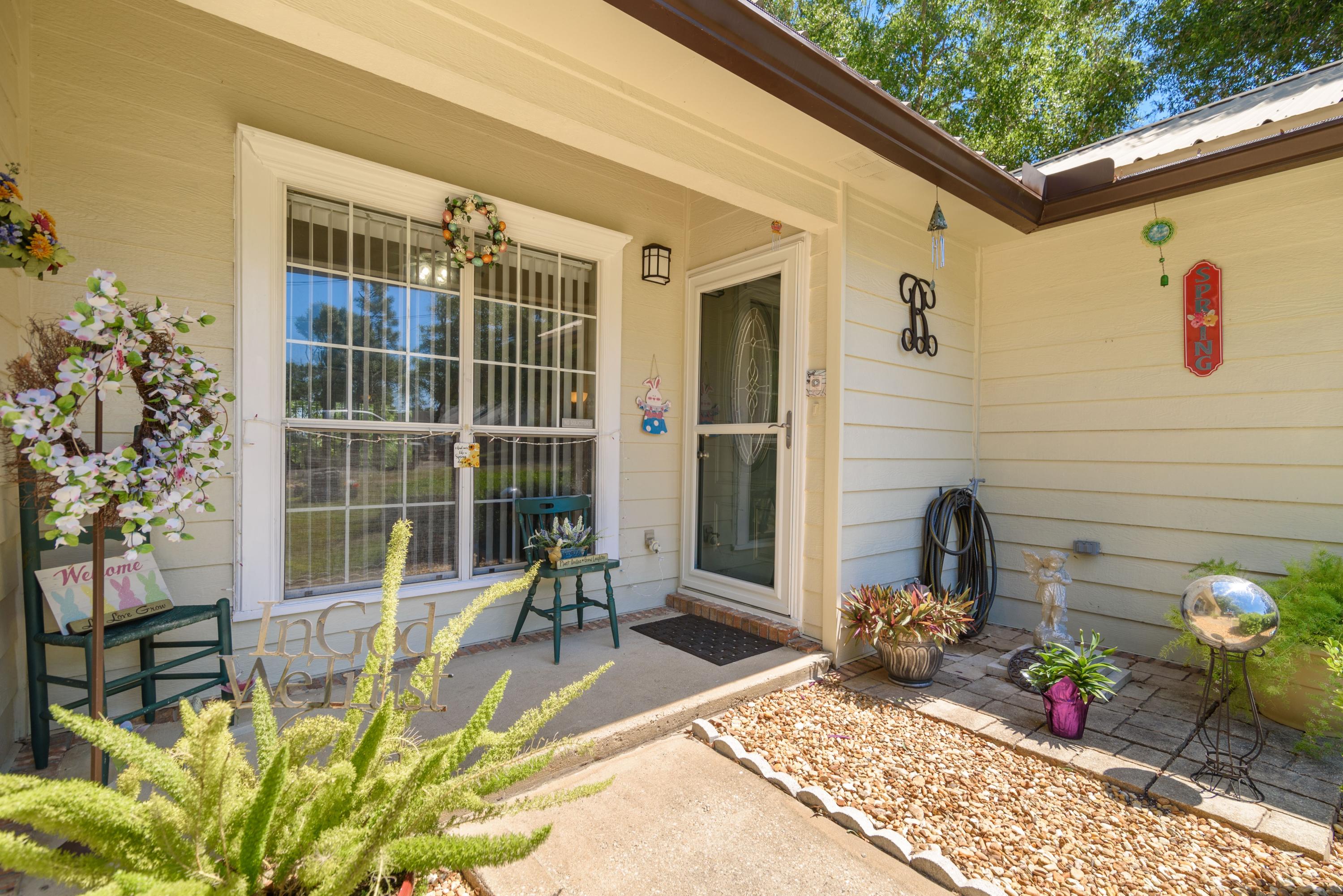46 Abbey Road Crestview, FL 32539 - Photo 2 of 44 Gallery Image 2