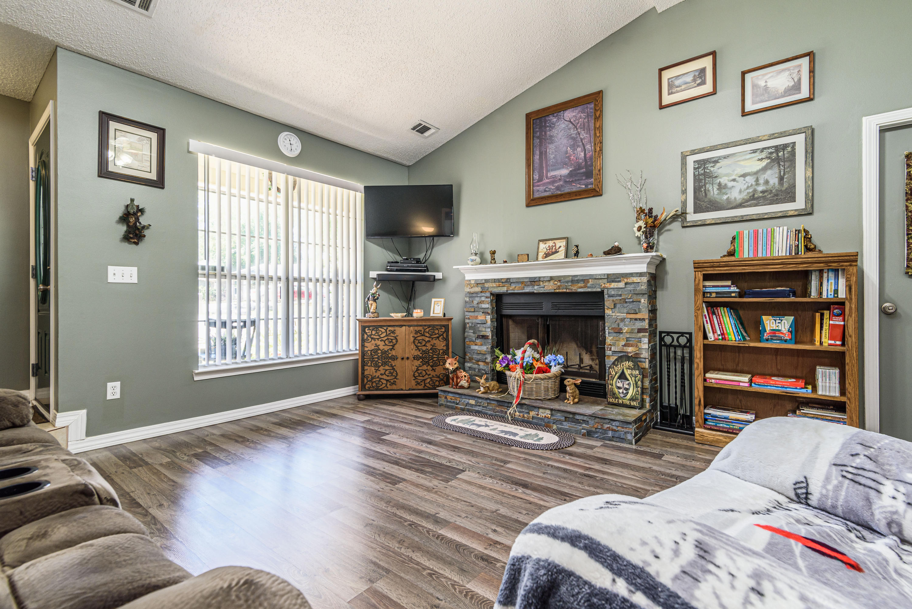 46 Abbey Road Crestview, FL 32539 - Photo 8 of 44 Gallery Image 8