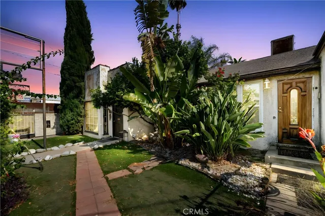 $1,199,000 | 11170 Burbank Boulevard, North Hollywood, CA 91601