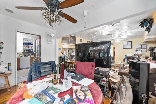 $1,199,000 | 11170 Burbank Boulevard, North Hollywood, CA 91601