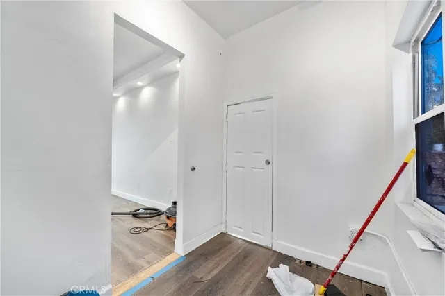 $1,199,000 | 11170 Burbank Boulevard, North Hollywood, CA 91601