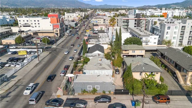 $1,199,000 | 11170 Burbank Boulevard, North Hollywood, CA 91601