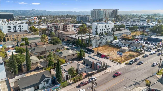 $1,199,000 | 11170 Burbank Boulevard, North Hollywood, CA 91601