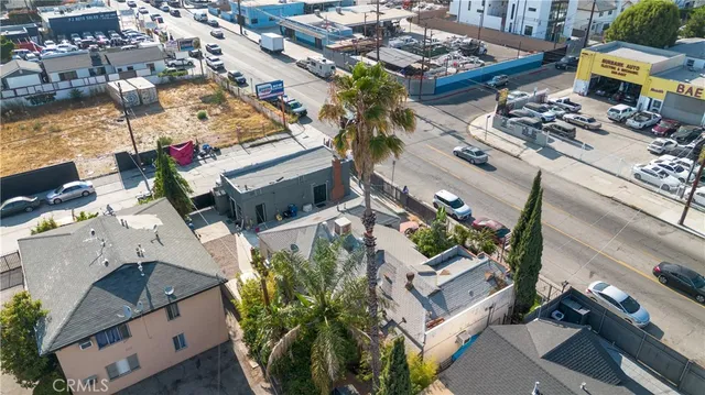 $1,199,000 | 11170 Burbank Boulevard, North Hollywood, CA 91601