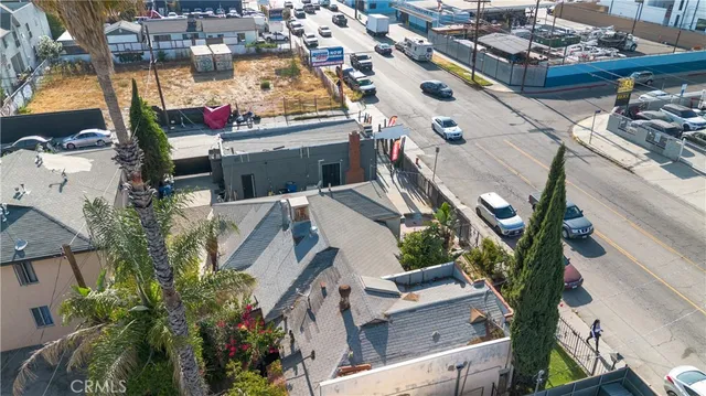 $1,199,000 | 11170 Burbank Boulevard, North Hollywood, CA 91601