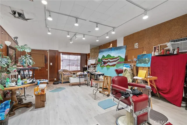 $1,199,000 | 11170 Burbank Boulevard, North Hollywood, CA 91601