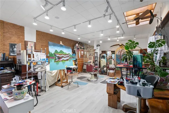 $1,199,000 | 11170 Burbank Boulevard, North Hollywood, CA 91601