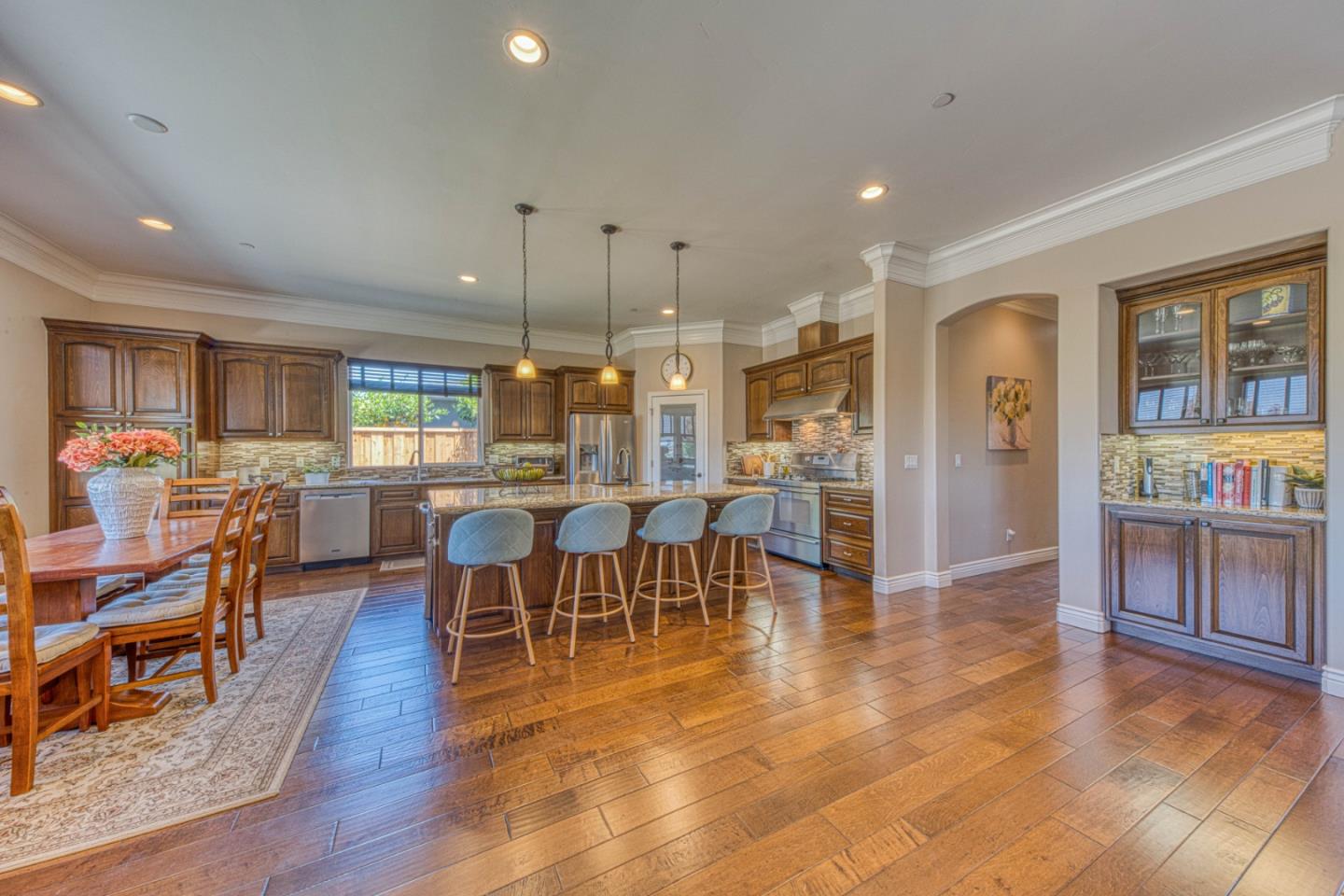 745 South Ridgemark Drive Hollister, CA 95023 - Photo 13 of 50