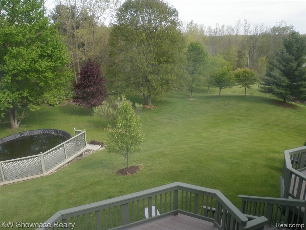 2724 Haley Road White Lake, MI 48383 - Photo 33 of 49 043.JPG