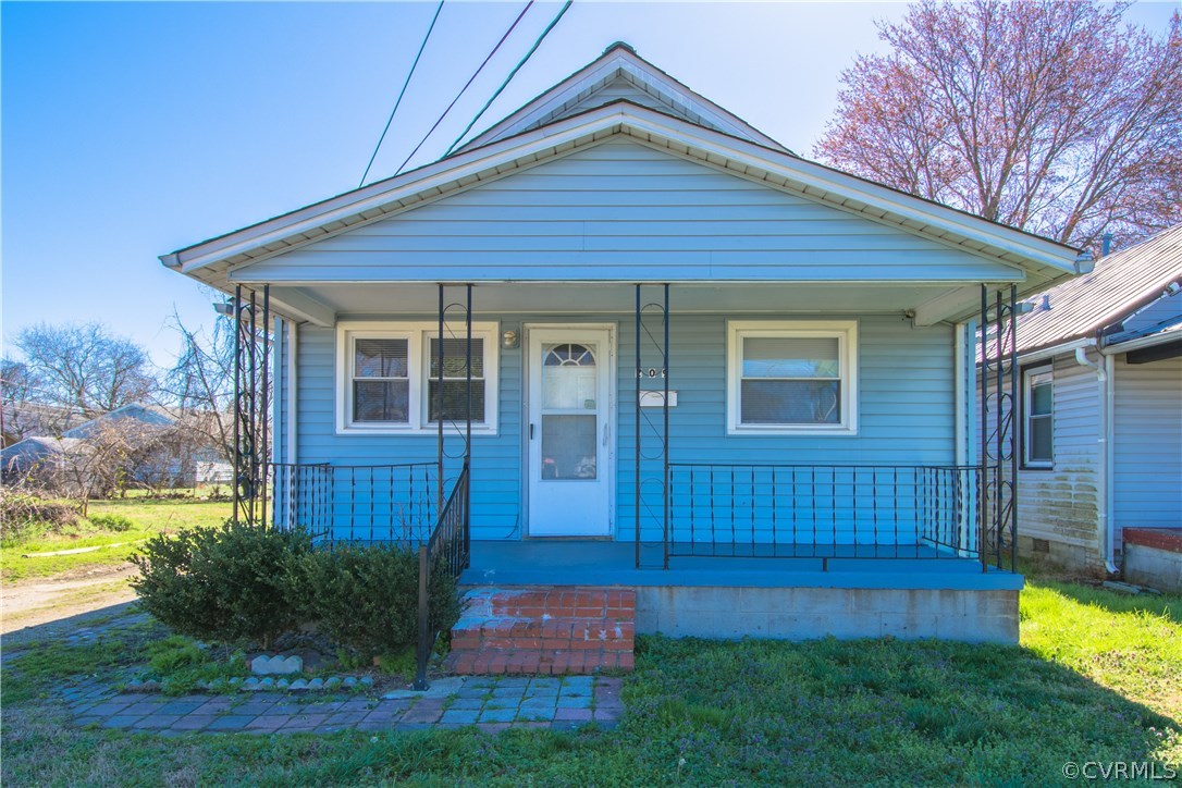 209 Rip Rap Road Hampton, VA 23669 - Photo 3 of 32 Gallery Image 3